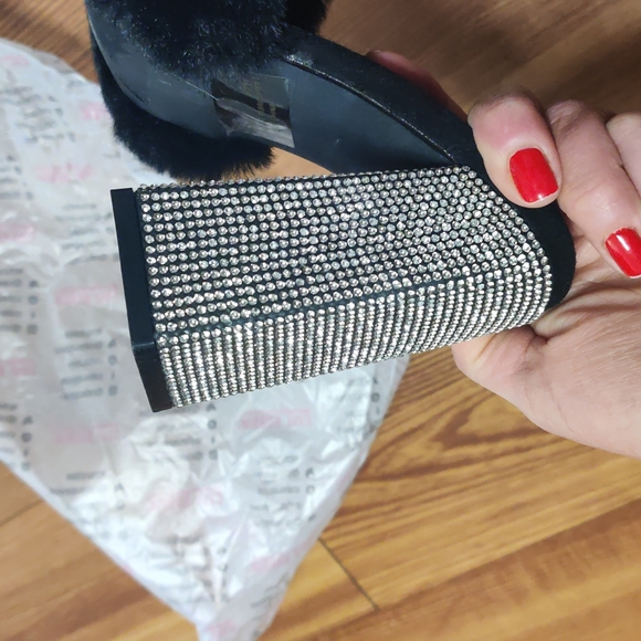 Cape Robbin brand new block heel shoe sandal - Picture 8 of 16